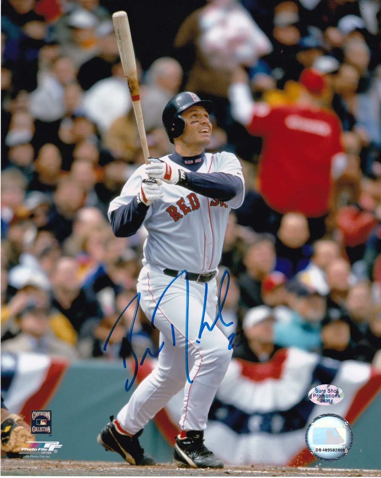 BRIAN DAUBACH BOSTON RED SOX ACTION SIGNED 8x10