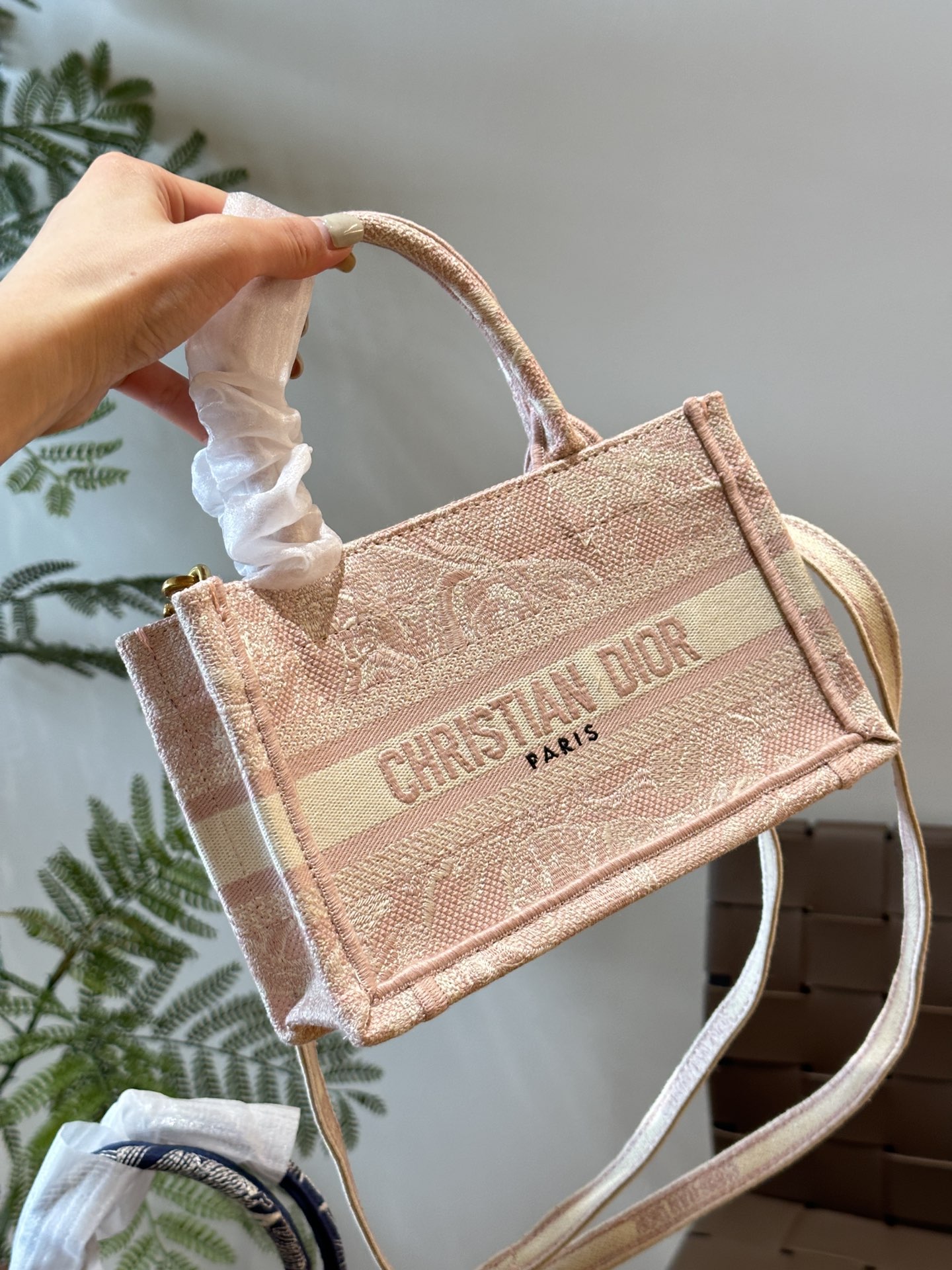 Aa728e4b262640b4c49a020e47ee11e8