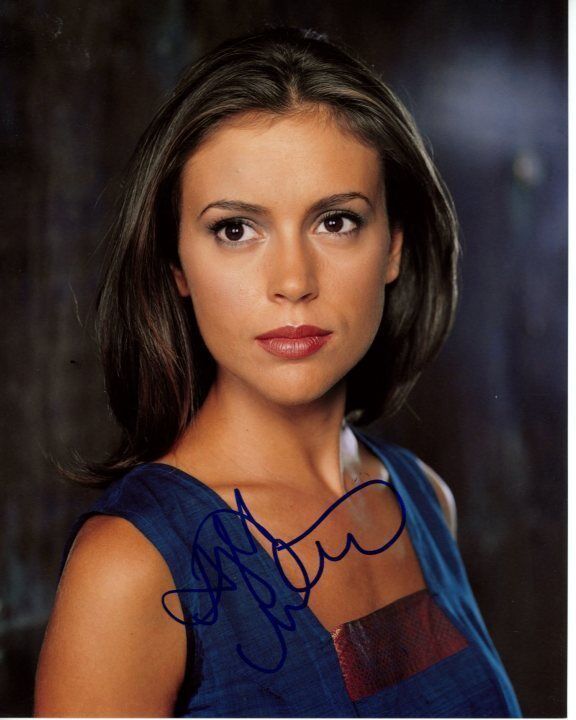 ALYSSA MILANO Signed Autographed Photo Poster painting