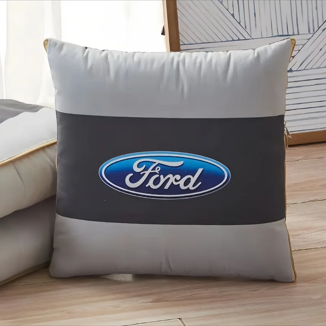 Car pillow quilt two in one