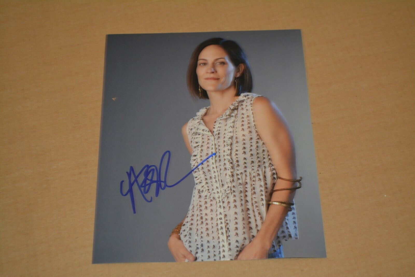 ANNABETH GISH signed autograph In Person 8x10 (20x25 cm)