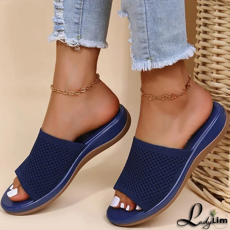 Effortless and Trendy winter Sandals