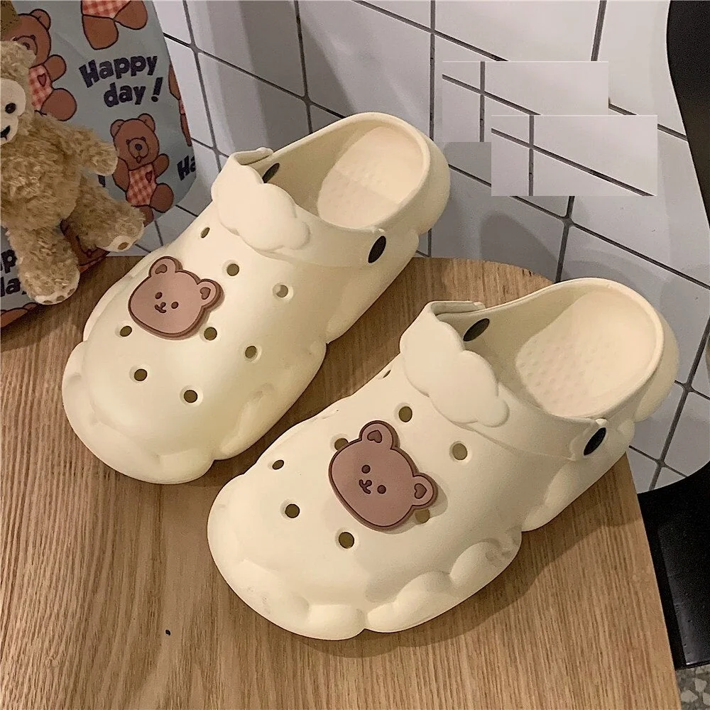 Summer Slippers for Beach DIY Hole Shoes Cartoon Bear Women's Shoes Antislip Soft Cloud Sole Holiday Female Flipflop Sandals