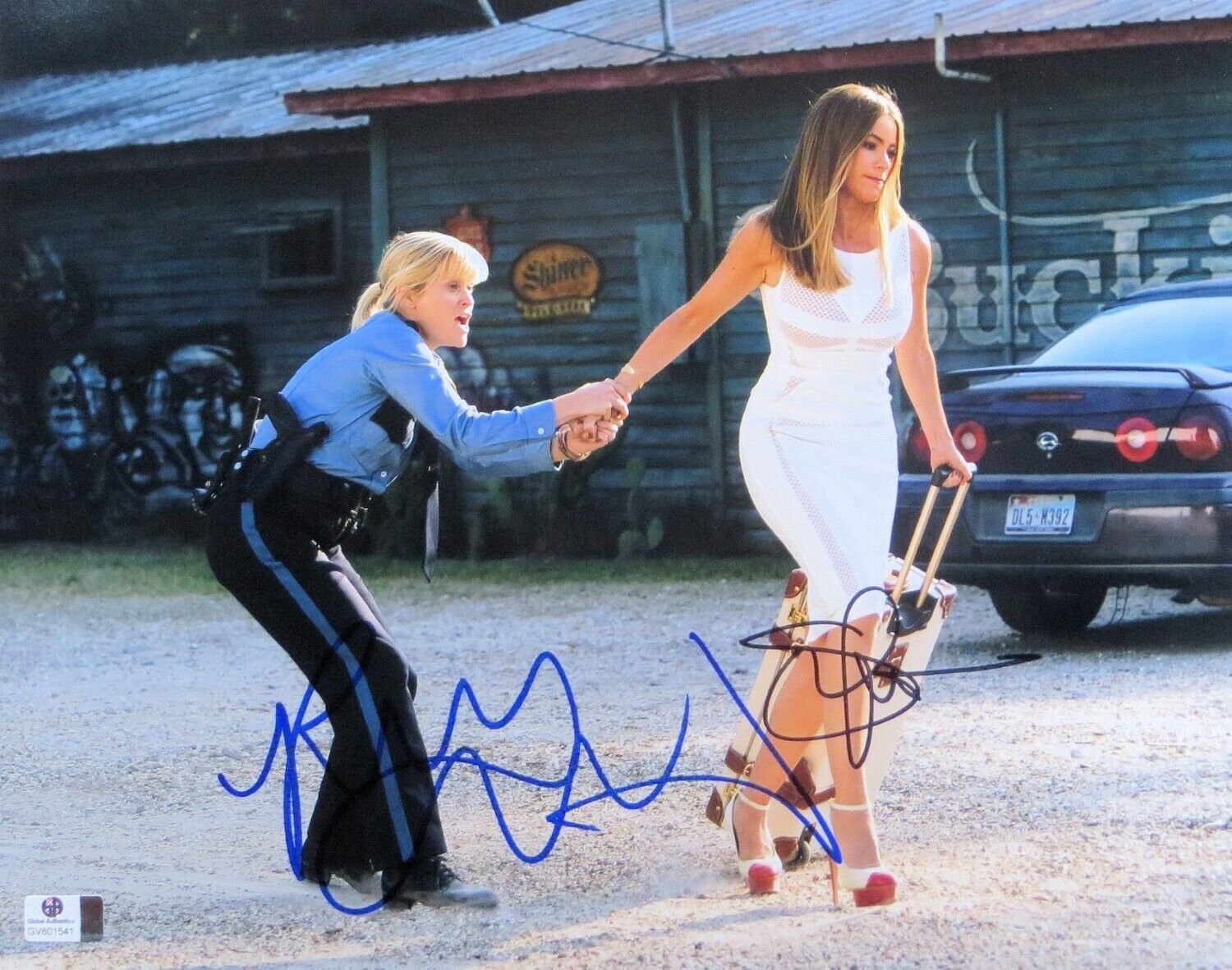 Reese Witherspoon Sofia Vergara Dual Signed 11X14 Photo Poster painting Hot Pursuit GV801541