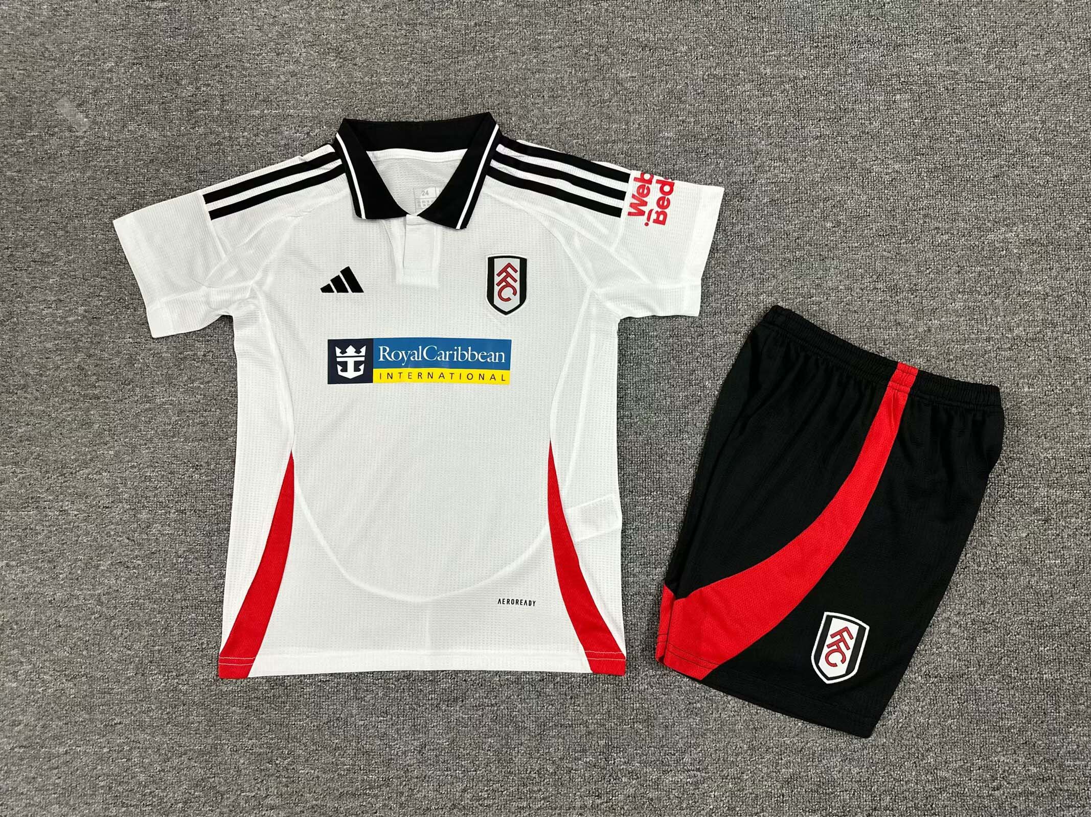 2024-2025 KIDS Fulham Home Football Shirt 1:1 Thai Quality