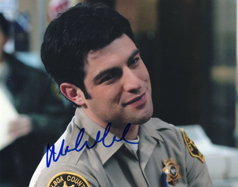 Max Greenfield Signed  8x10 Photo Poster painting w/COA New Girl Veronica Mars #1