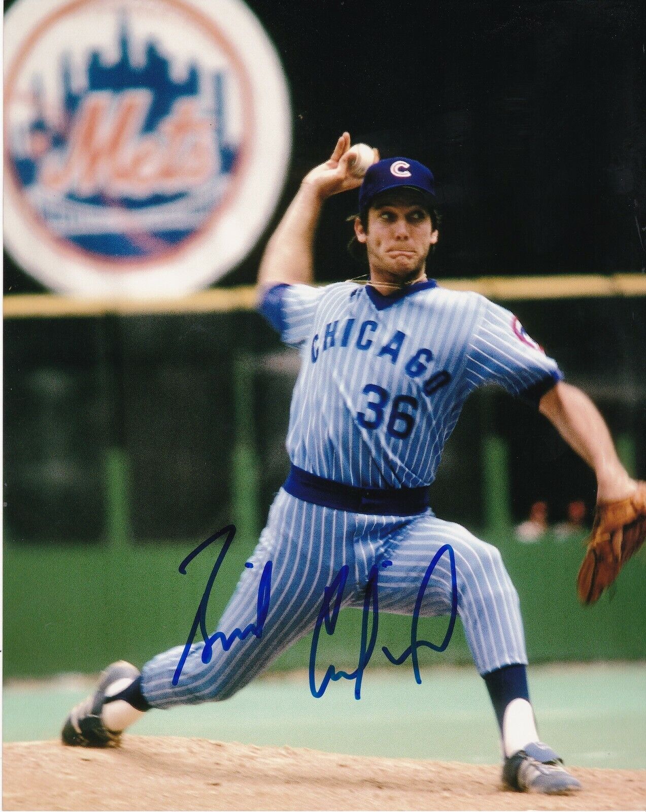 BILL CAUDILL CHICAGO CUBS ACTION SIGNED 8x10