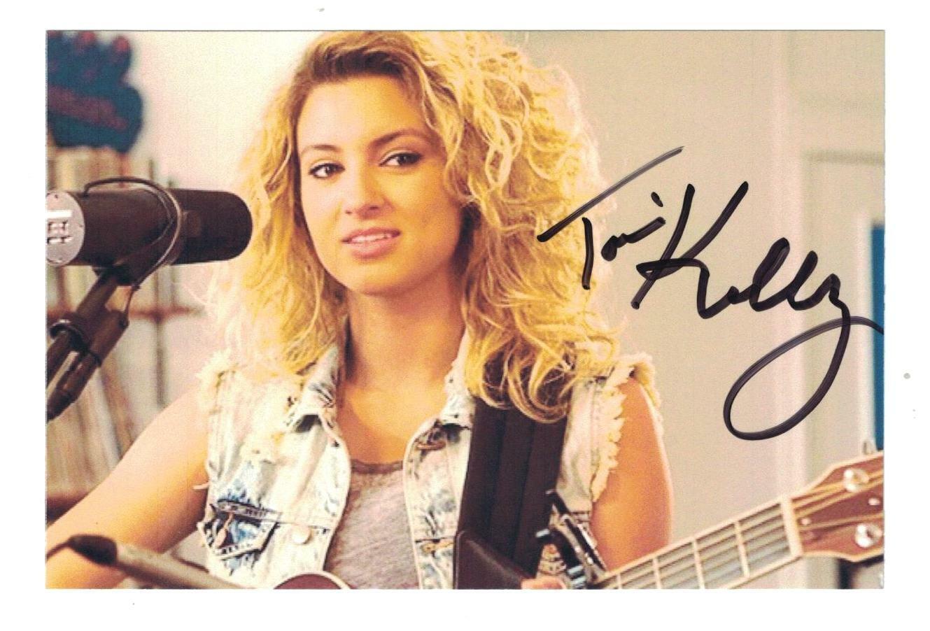 Tori Kelly Signed Autographed 4x6 Photo Poster painting Actress Singer American Idol B