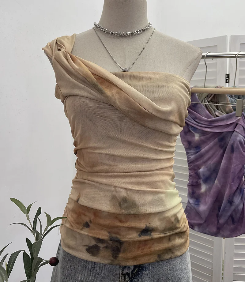 Brownm Net Yarn Printed Slanted Shoulder Sling Vest Retro Design Folding Temperament Short Blouse 8009