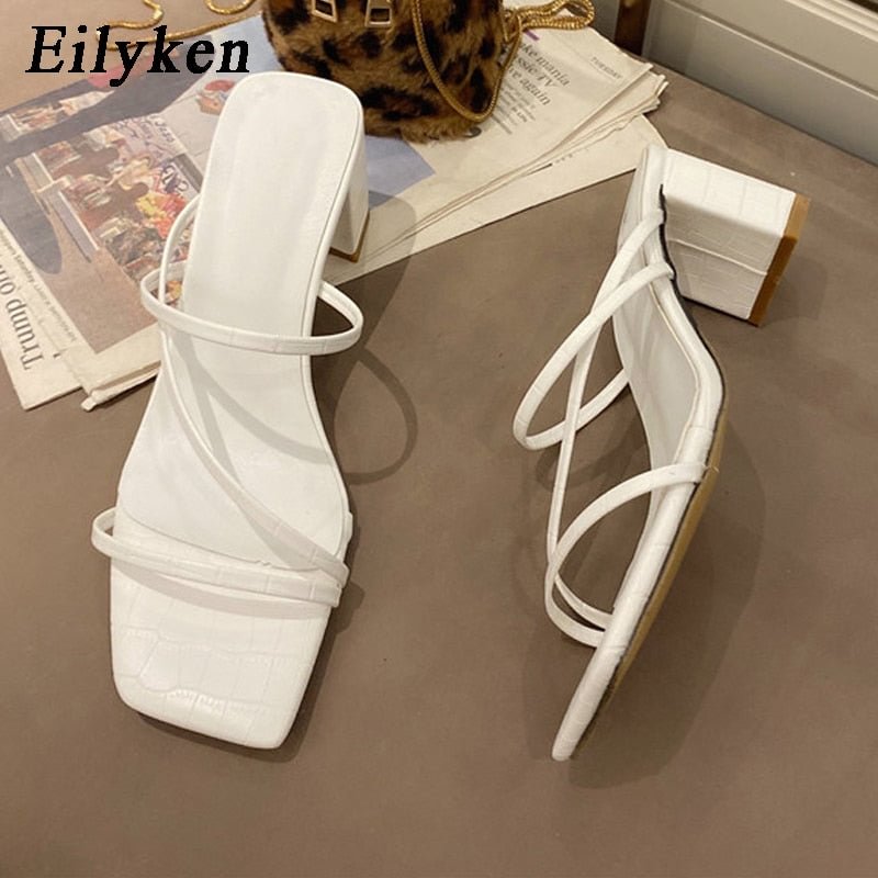 2022 New Women Fashion Slipper Square High Heel Classics Strap Sandal Ladies Elegant New Summer Bohemian Pumps Slides