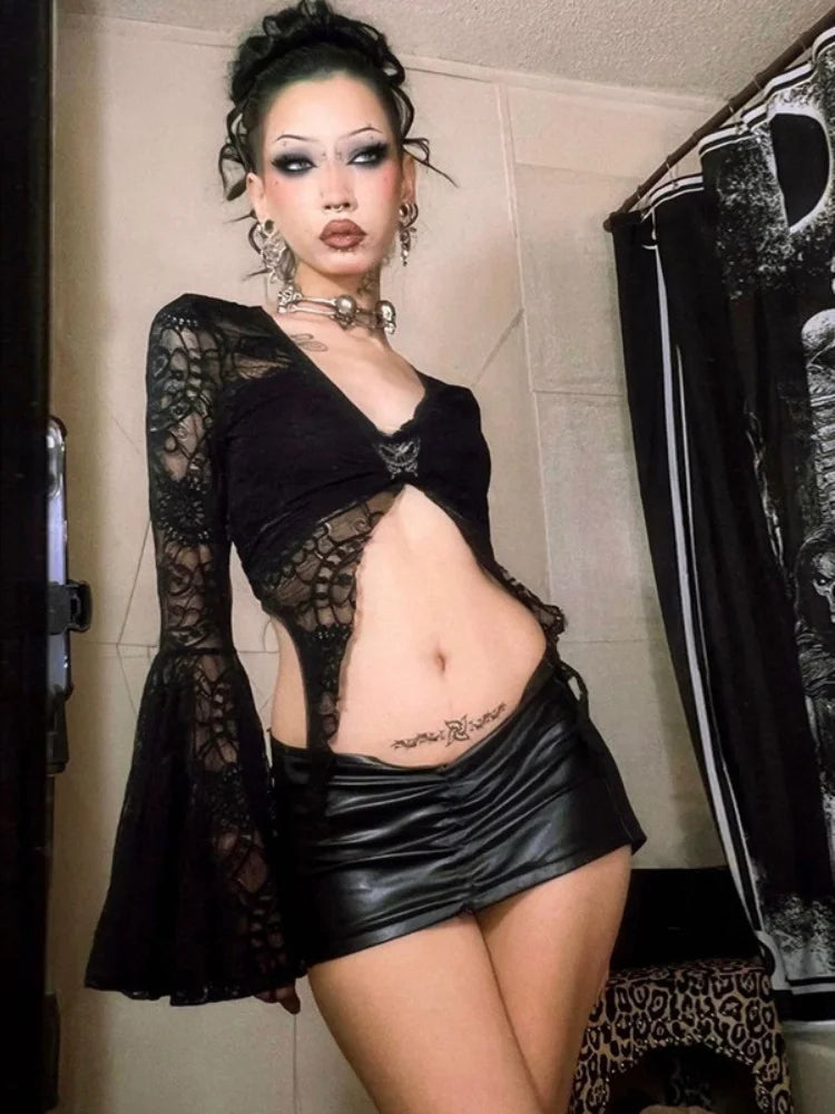 OOTDGIRL Gyaru Tee Shirt Femmes Goth Top Sexy Bell Sleeve Slit Lace Crop Top Gothic Clothes Women 2024 Fashion  Summer Tops T Shirt