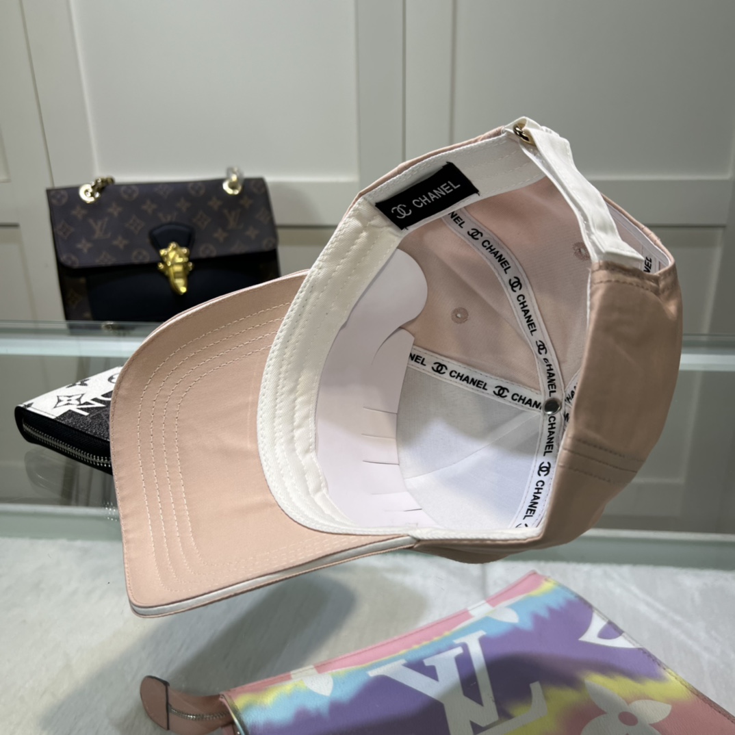 Aae1b4728631cdea4b3228b95fc5f77c