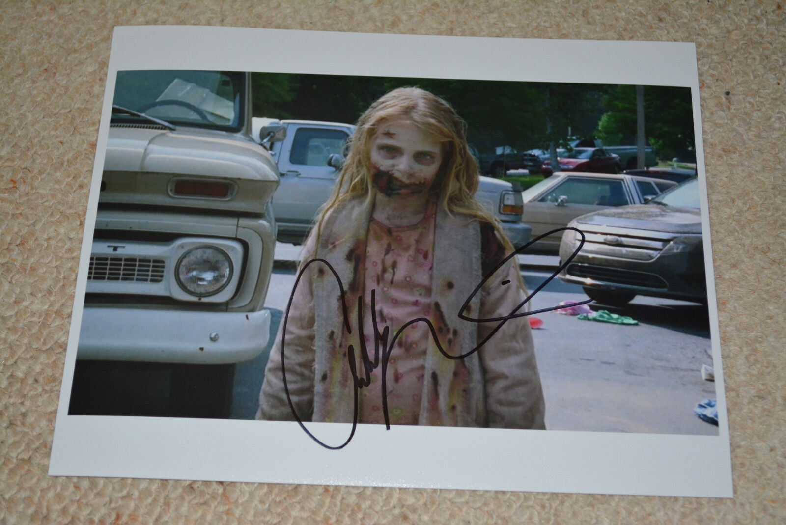 ADDY MILLER signed autograph 8x10 ( 20x25 cm ) In Person WALKING DEAD Summer