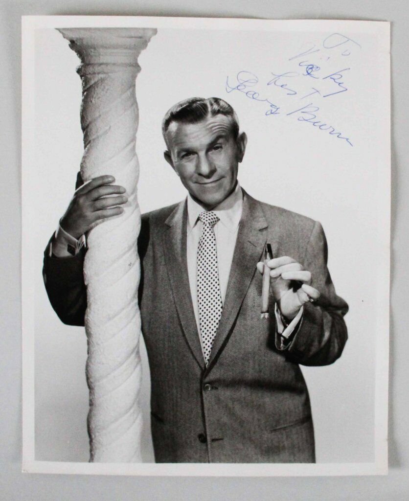 George Burns Signed Photo Poster painting 8x10 - COA JSA