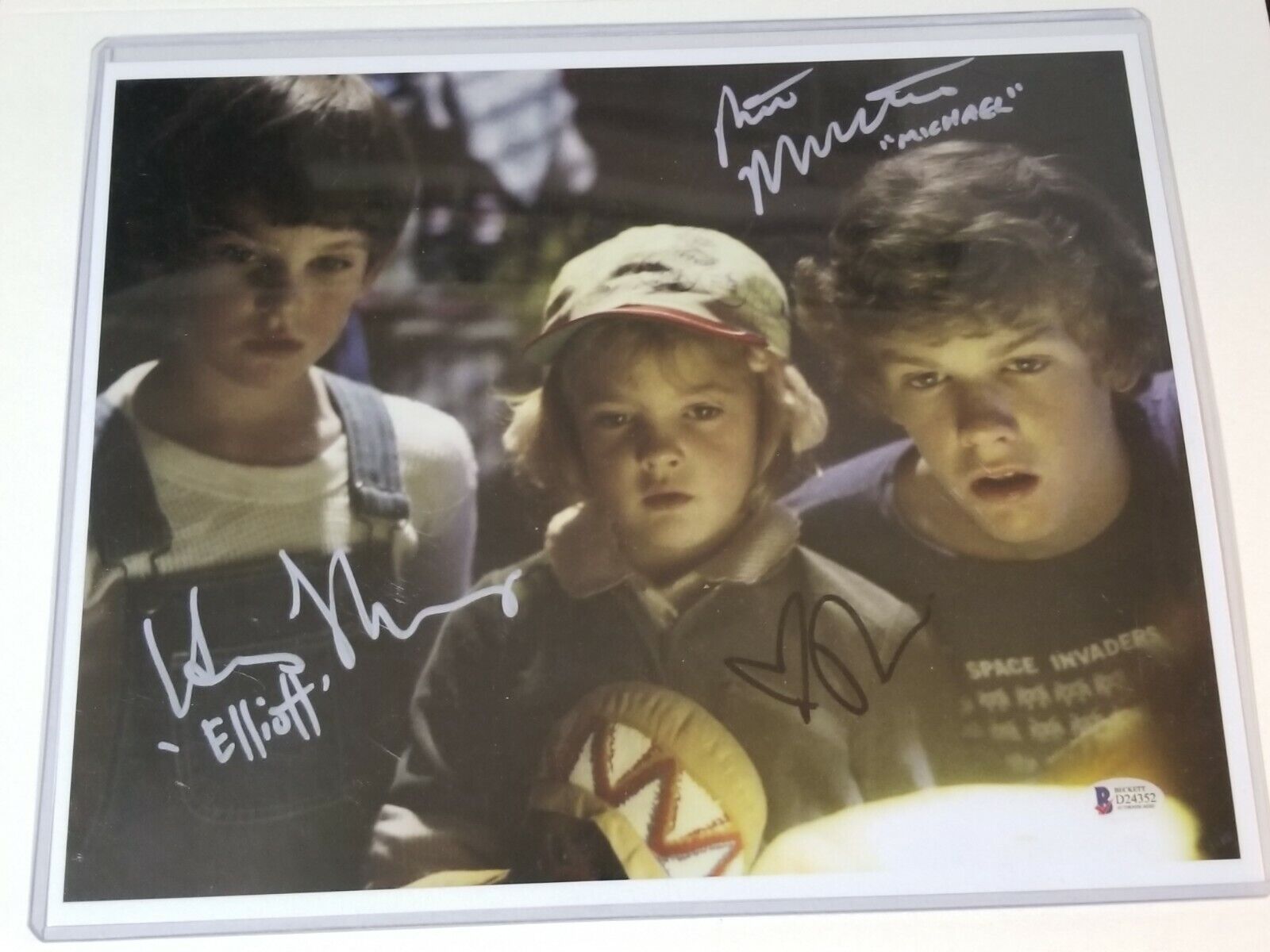 E.T. Cast Signed 8x10 Photo Poster painting RP -  Shipping!! Drew Berrymore 80's