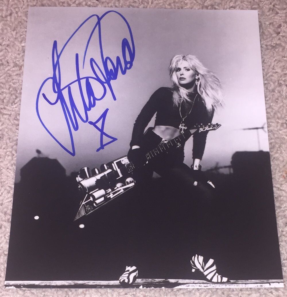 LITA FORD SIGNED AUTOGRAPH THE RUNAWAYS 8x10 Photo Poster painting A w/PROOF