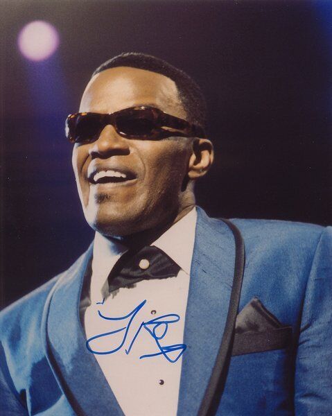 Jamie Foxx genuine autograph 8x10