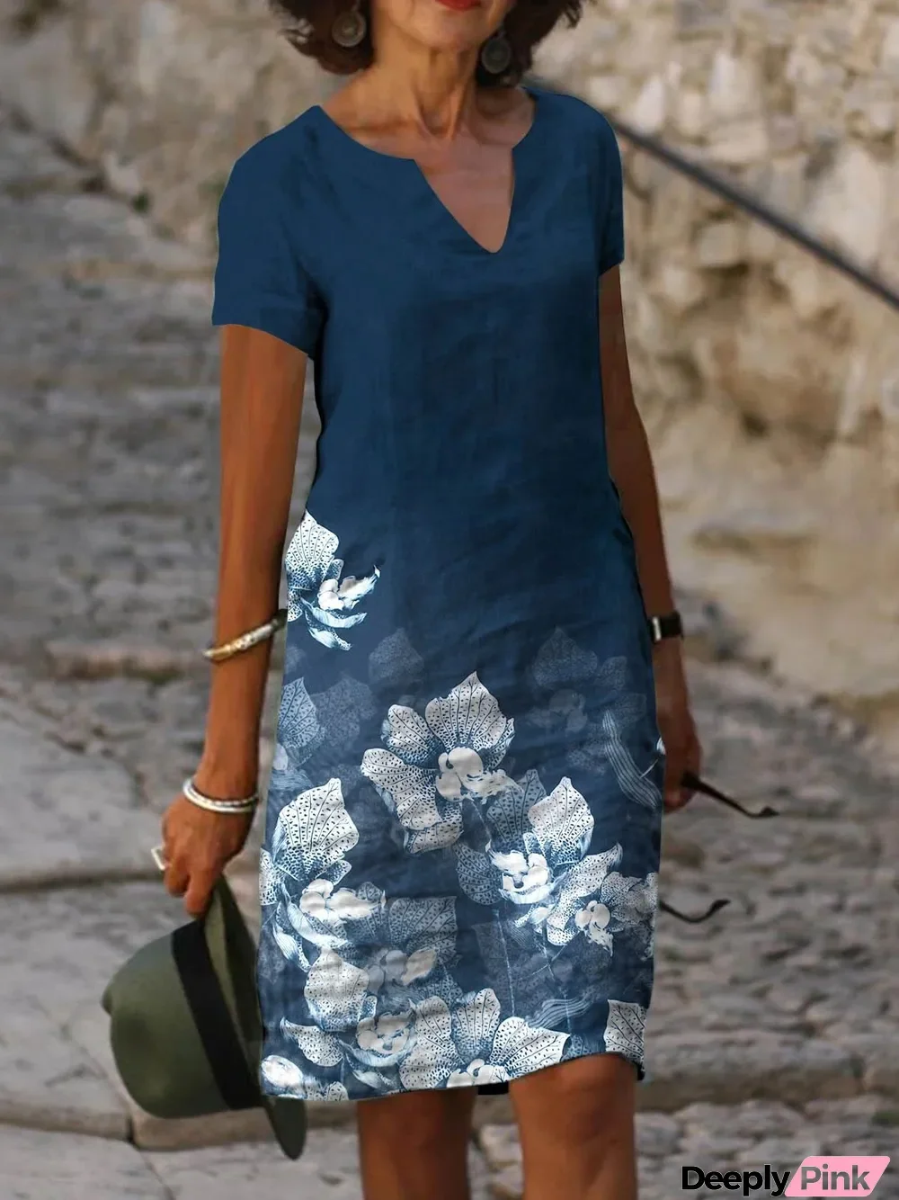 Women's V-neck Short Sleeve Printed Midi Dress