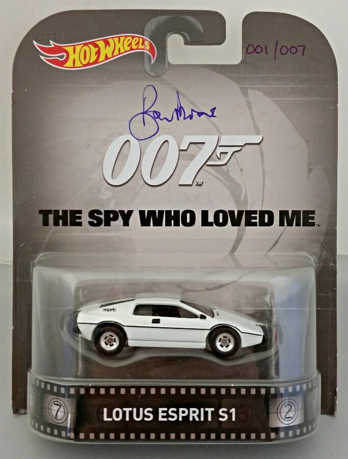 ROGER MOORE Signed James Bond 007 LOTUS ESPRIT S1 Hot Wheel *#001* /007 PSA