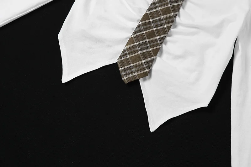 printed shirt with solid tie