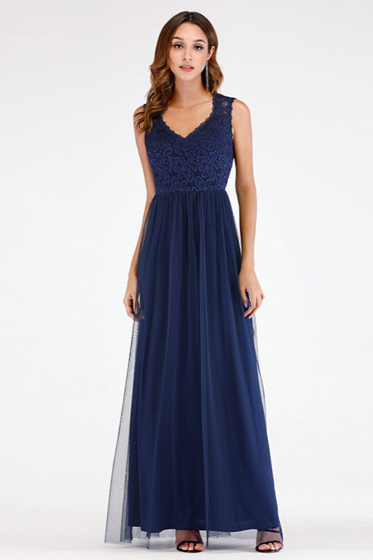 Elegant Lace Long Sleeveless Tulle Prom Dress - lulusllly