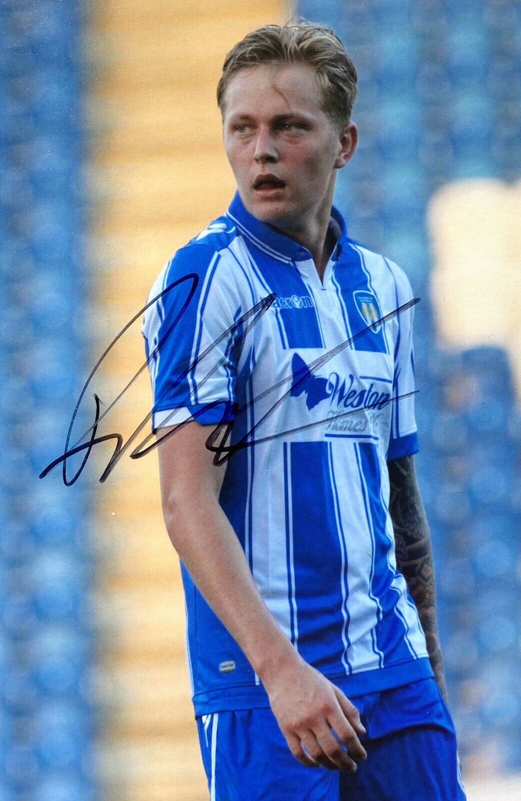 Frankie Kent Genuine Hand Signed 6X4 Colchester United Photo Poster painting