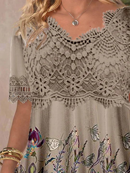 Women's Short Sleeve V-neck Lace Graphic Top