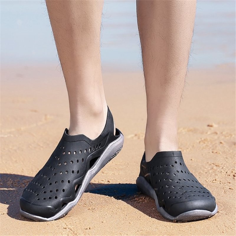 best mens beach slippers