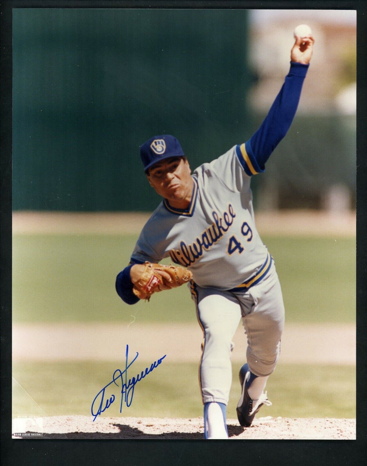 Teddy Higuera Signed 8 x 10 Photo Poster painting Milwaukee Brewers SHIPPING IS