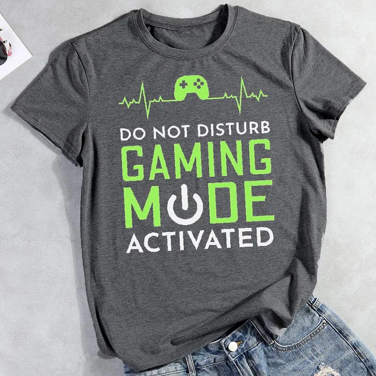 Gaming Heartbeat Round Neck T-shirt