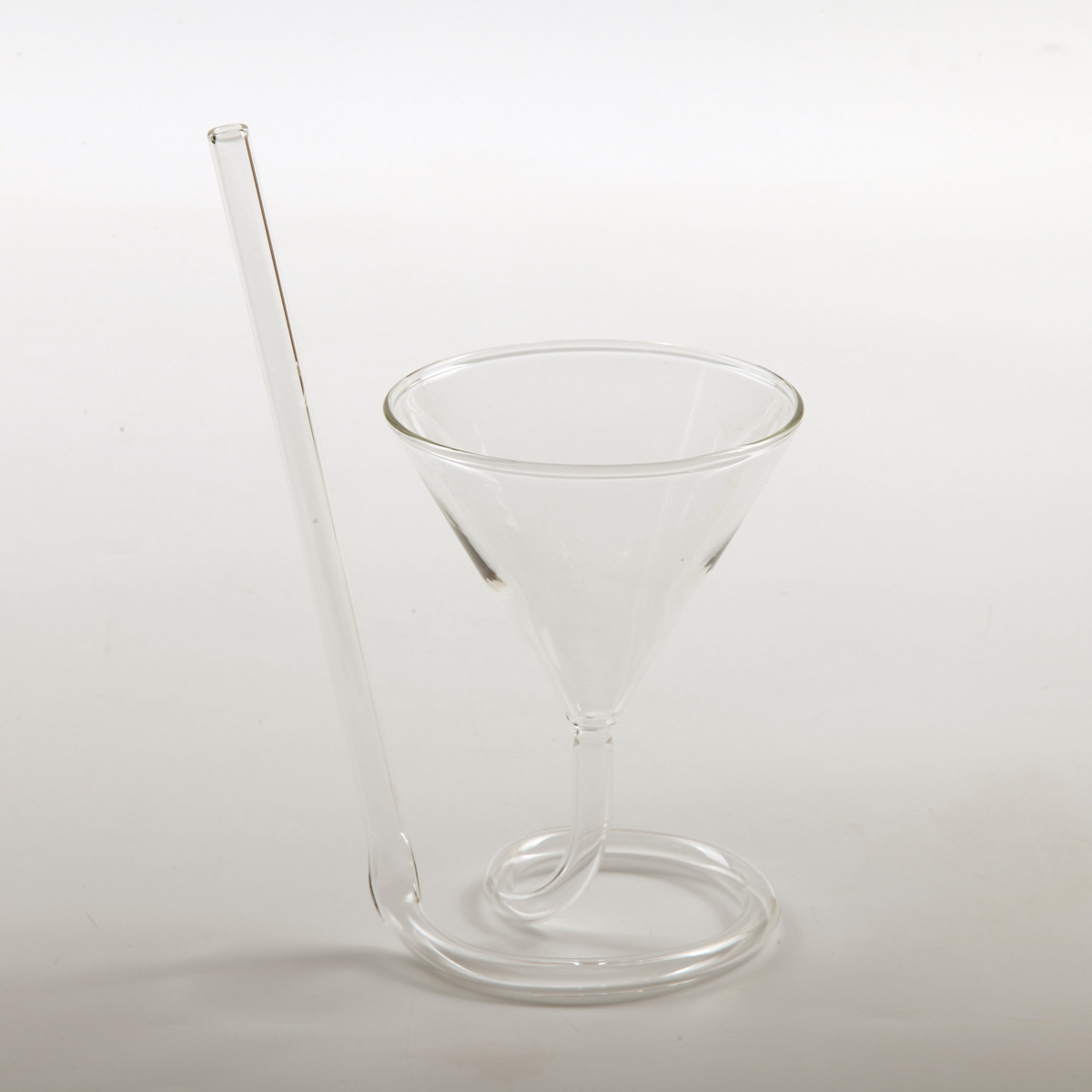 Spiral Cocktail Glass Creative Vampire Filter Red Wine Glass Long Tail Cocktail Straw Wine Glass Rotating Martini Glass
