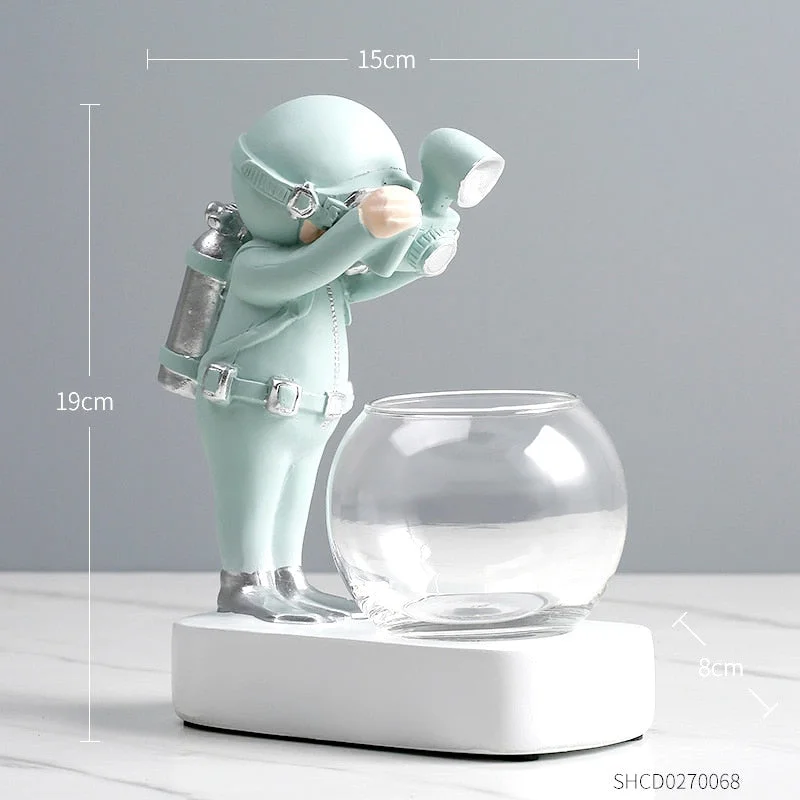 Astronaut Hydroponic Resin Decoration Plant Vase Creative Nordic Style Cafe Living Room Decoration Diver Plant Hydroponic Gift