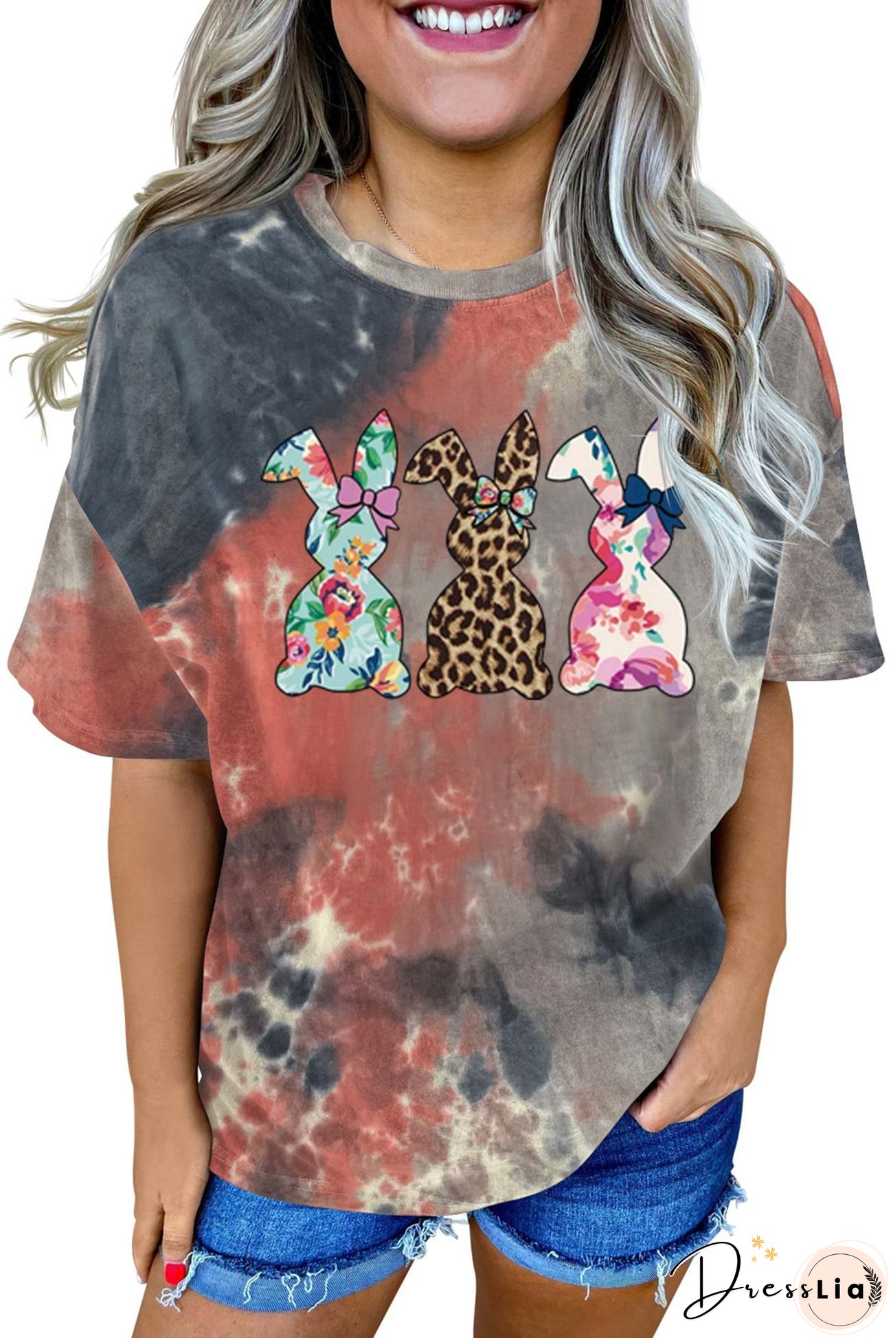 Tie-dyed Rabbit Graphic T-shirt