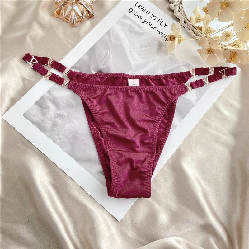 FINETOO Sexy Women Rhinestone Panties G-string Crystal Underwear Lace Pantys Femme Perspective Thong Letter Tanga Girl Lingerie