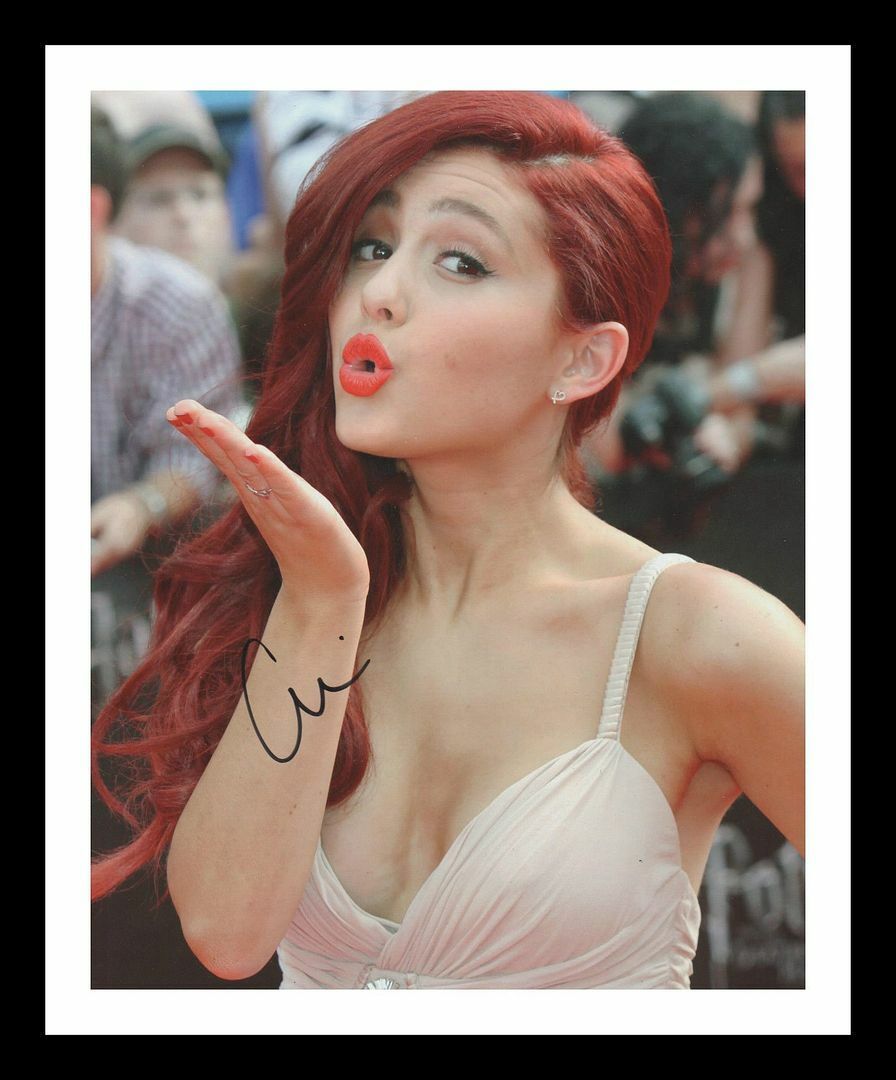 Ariana Grande Autograph Signed & Framed Photo Poster painting 7