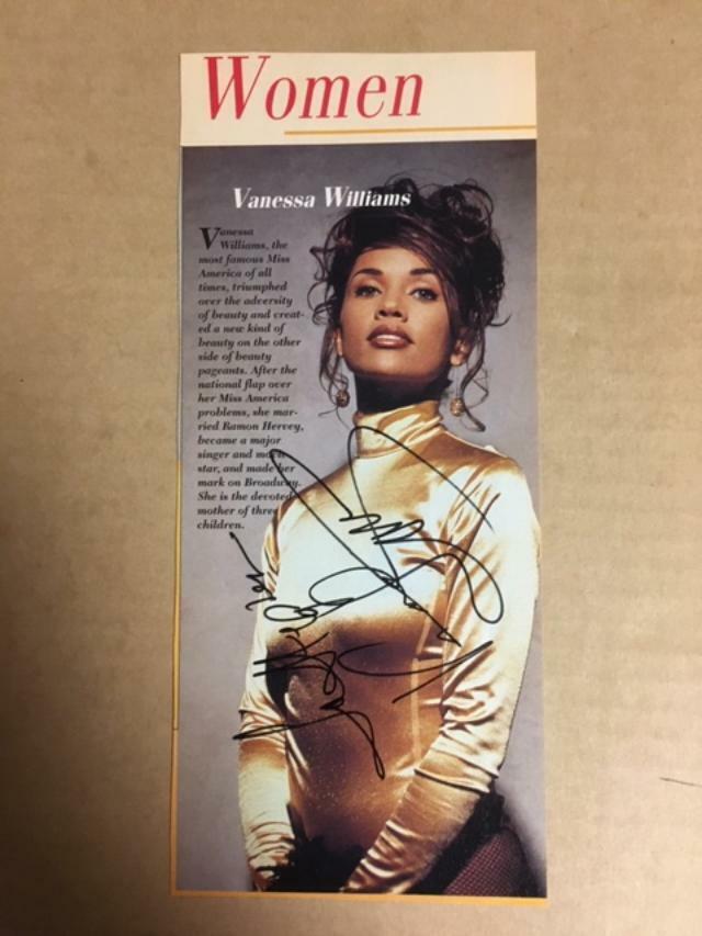 Vanessa Williams Miss America Boldly Signed 4 1/4 x 10 Stunning Magazine Photo Poster painting