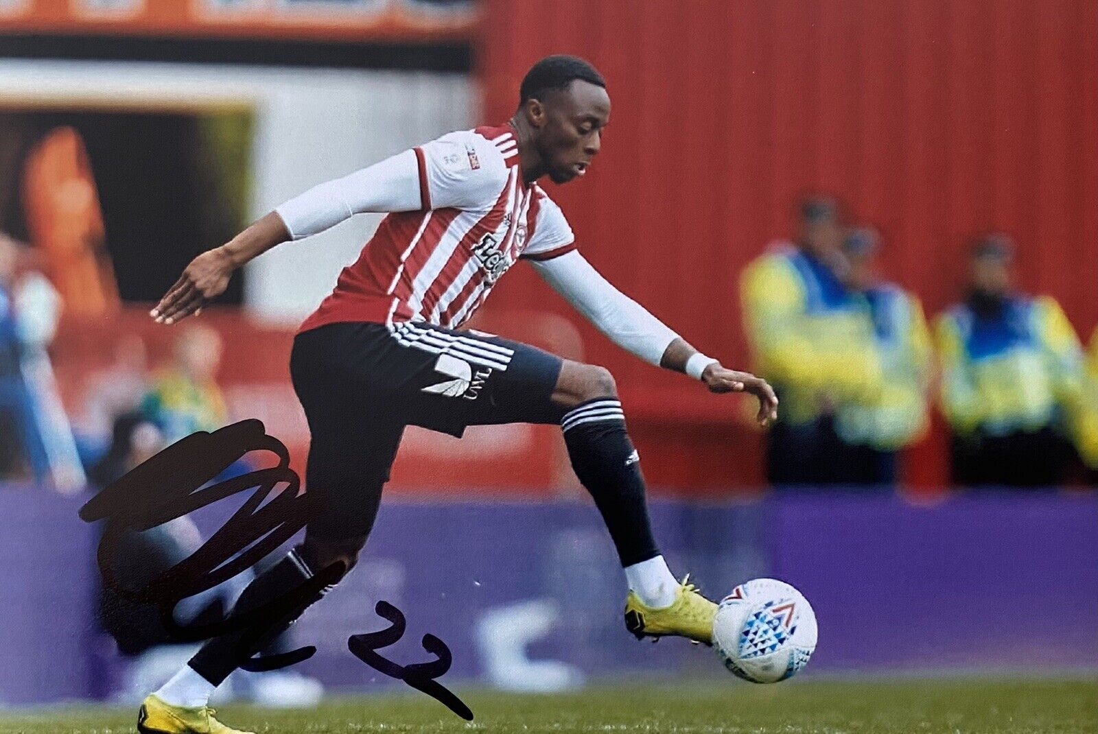 Moses Odubajo Genuine Hand Signed Brentford 6X4 Photo Poster painting