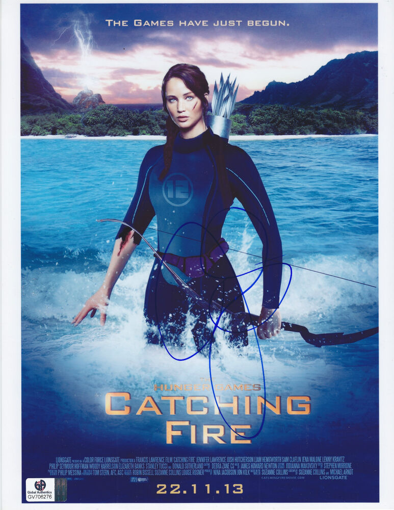 Jennifer Lawrence   - signed 8.5 x 11