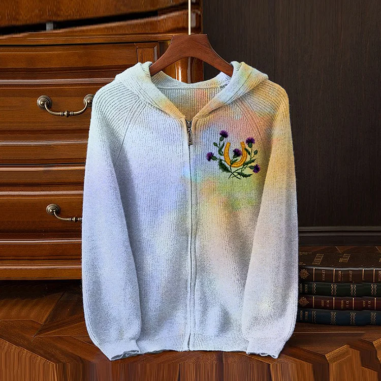 Vintage Scottish Thistle Embroidery Gradient Cozy Zipper Hooded Sweater