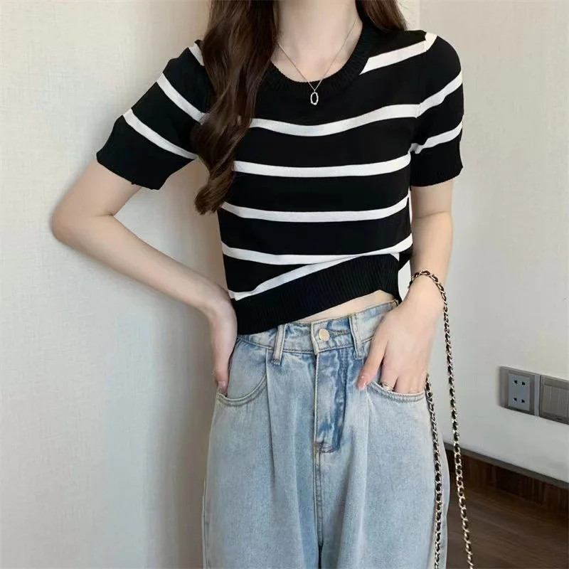 Uveng Uveng Striped Short-Sleeved Knitted Shirt 2024 Summer New Design Sense Small Loose Short Top In Tide