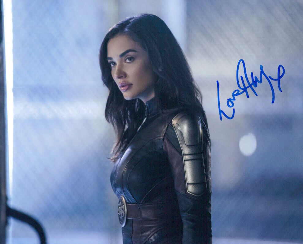 Amy Jackson (Supergirl) signed 8x10 Photo Poster painting Nice