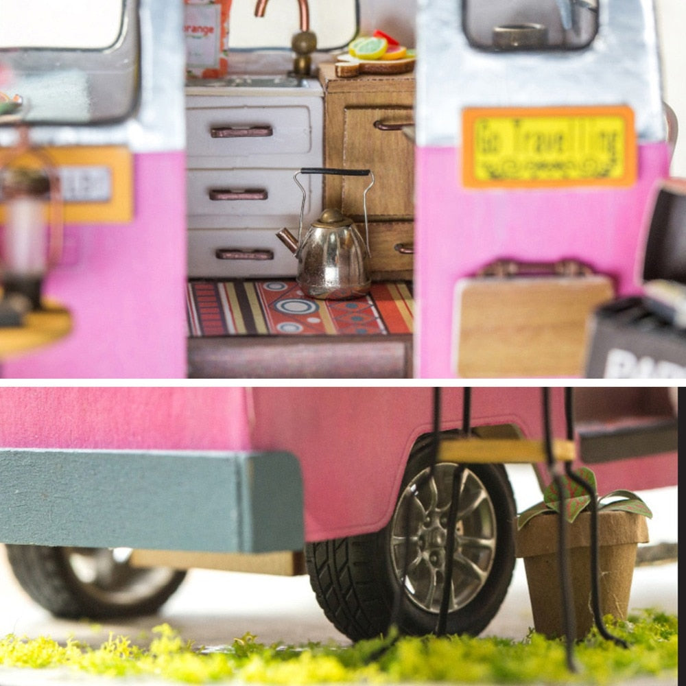Anavrin | Jane's Miniature Caravan