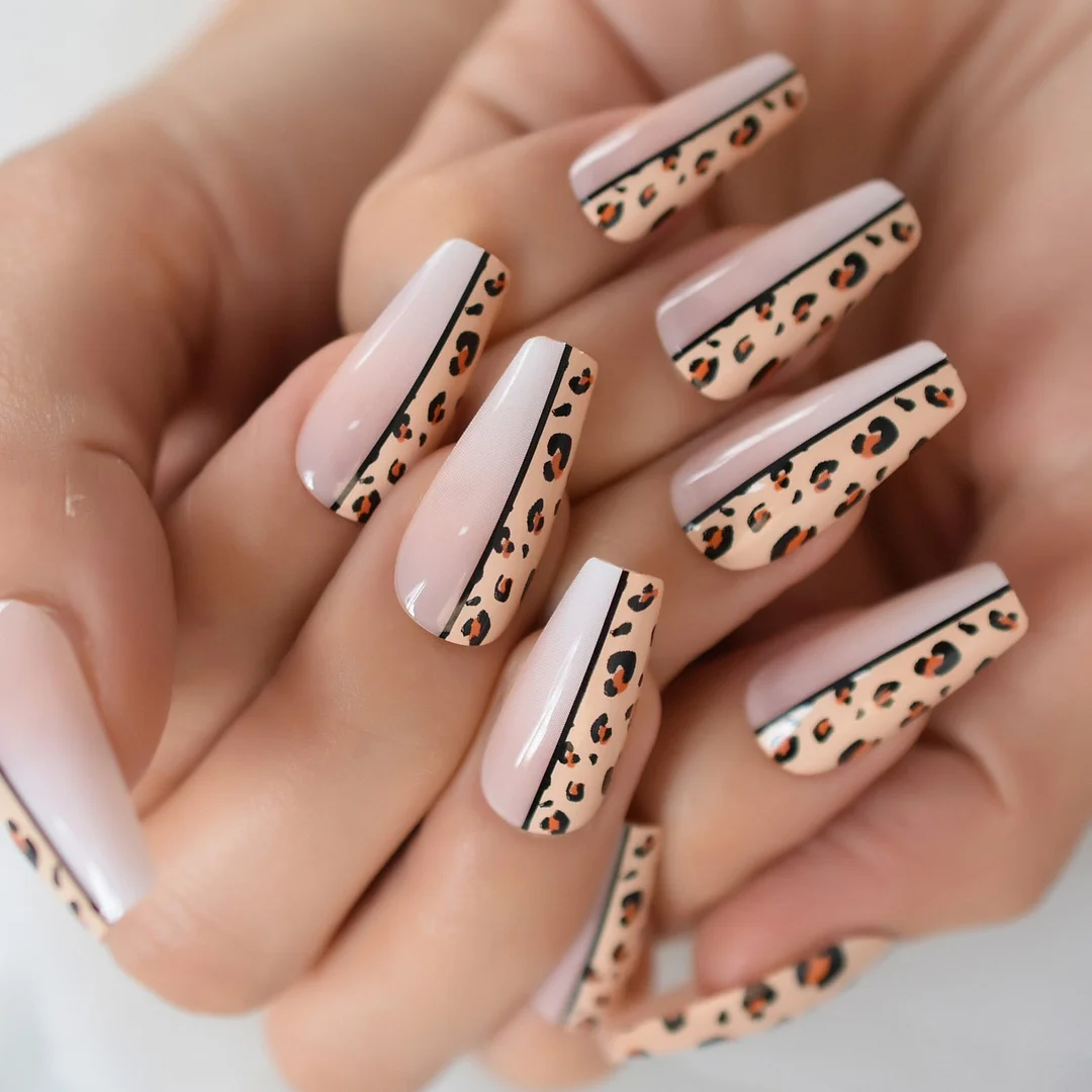 Gray Fadeing Glossy Press On Nails Almond Sharp Medium-Long Simple Design Gels Nails Supplies Full Cover Fingernails Wholesale-Nail Inspo