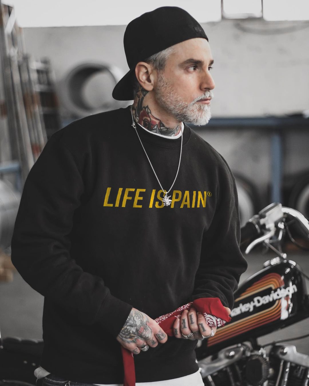 Life Is Pain Print Long Sleeves Men's Sweatshirt - Krazyskull