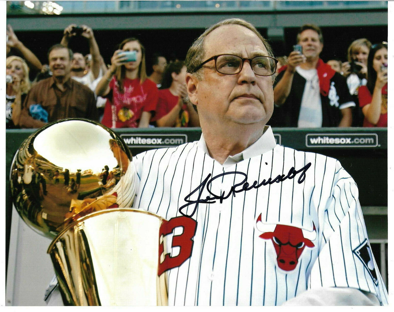 Jerry Reinsdorf Signed 8x10 Photo Poster painting Autograph, Chicago Bulls, NBA Basketball, HOF