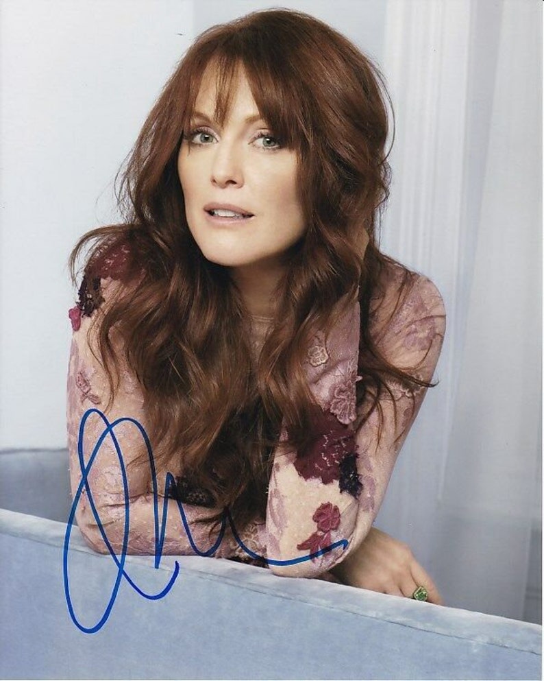 Julianne moore signed autographed Photo Poster painting