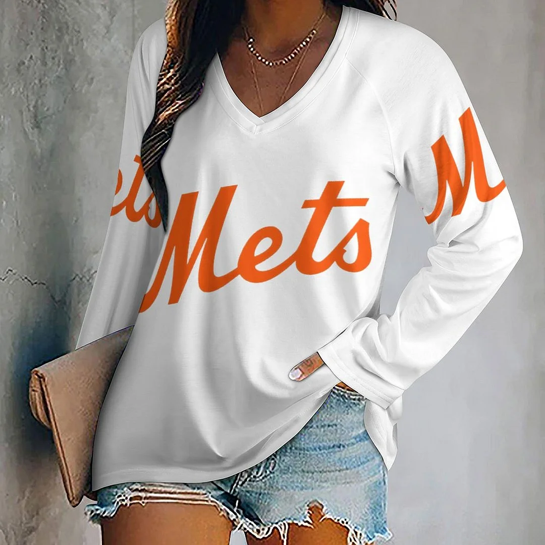 V-neck Long Sleeve Casual T-shirt for  Women and Men Printed with Pattern , Blue, Red