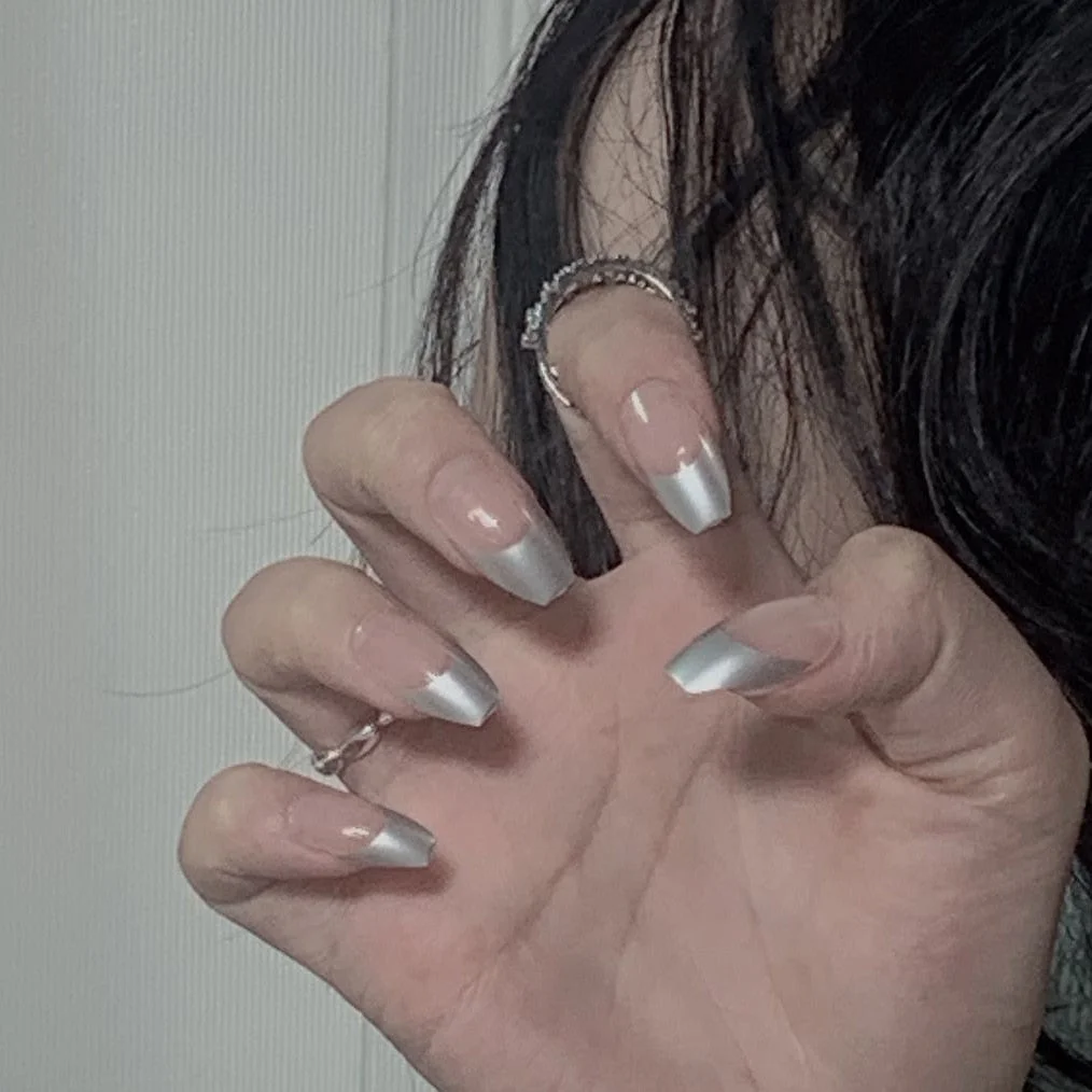 24pcs Simple Mirror Silver French Short Ballet Fake Nails Full cover Fake Nails Glue DIY Manicure Nail Art Tools-Nail Inspo