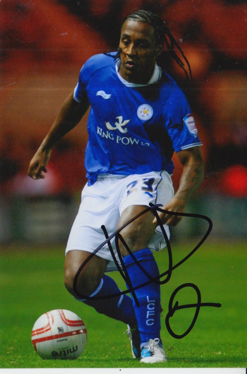 LEICESTER CITY HAND SIGNED NEIL DANNS 6X4 Photo Poster painting.