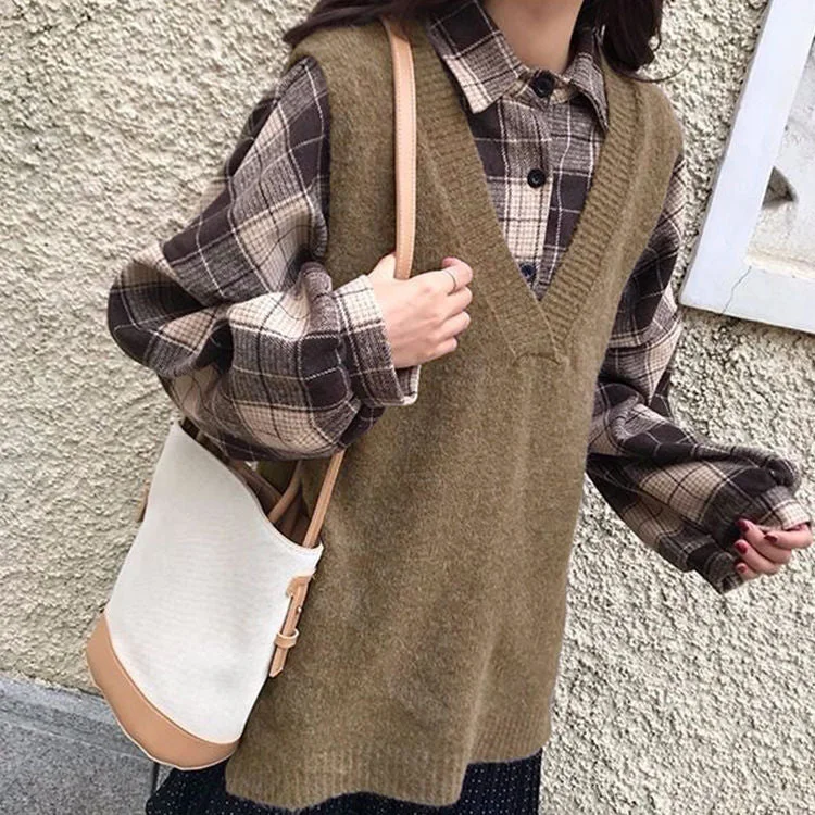 V-neck Solid Retro Women Sweater Vest Pullover Ulzzang Students Elegant Warm Outwear Tops Leisure Trendy Chic Knitted Spring New